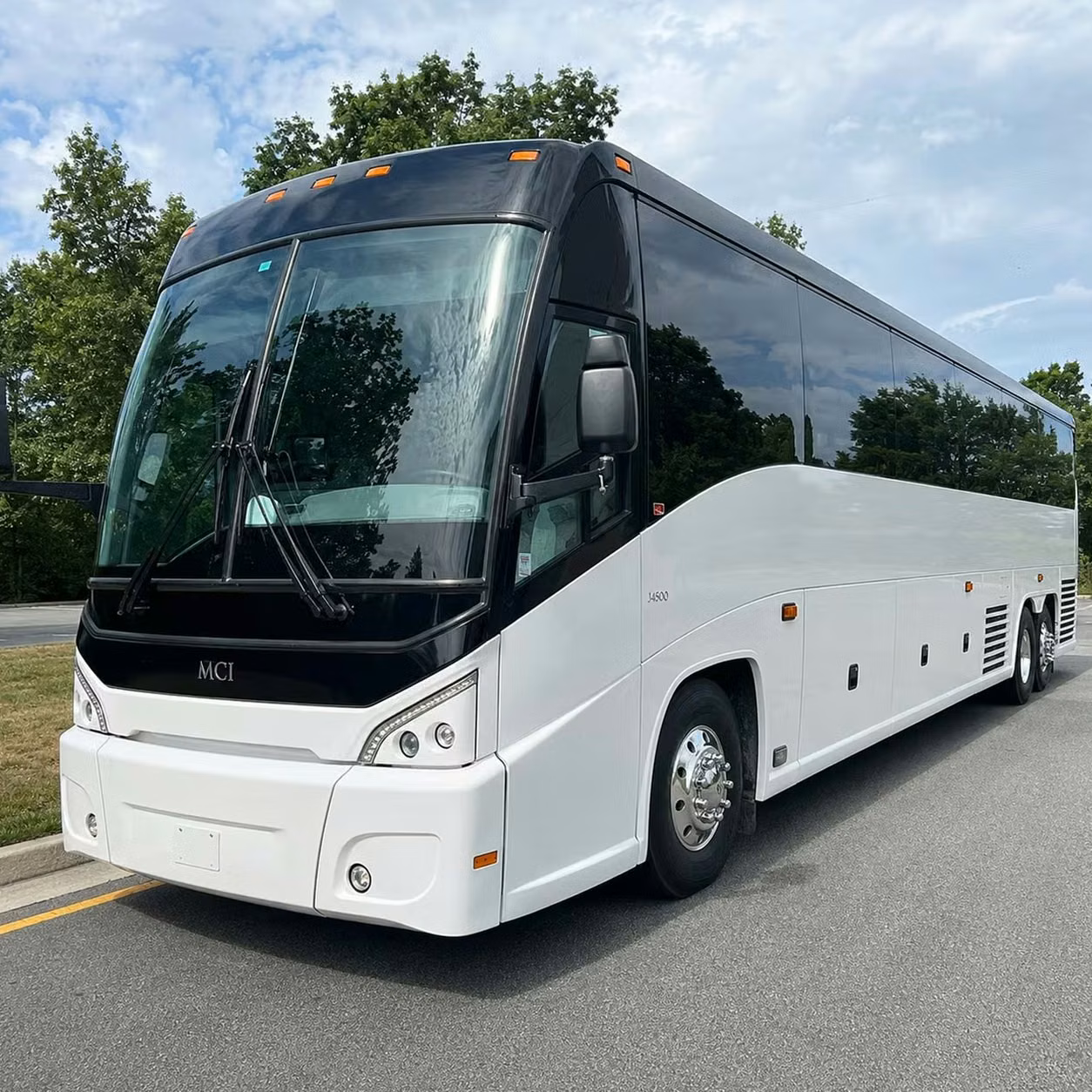 dana point bus rentals for bands and performers
